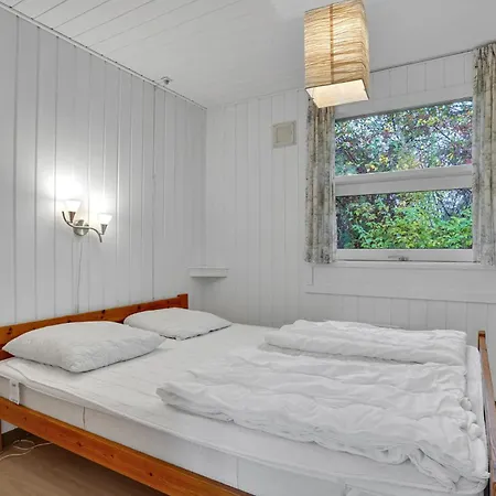 4 Bedroom Awesome In Ebeltoft