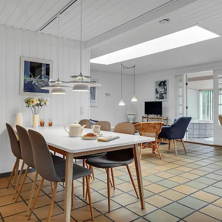 4 Bedroom Awesome In Ebeltoft